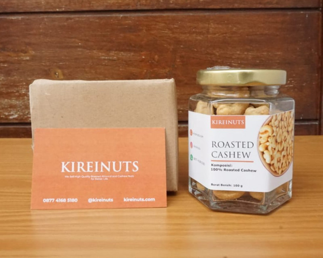 kireinuts-kacang-almond-kemasan-toples